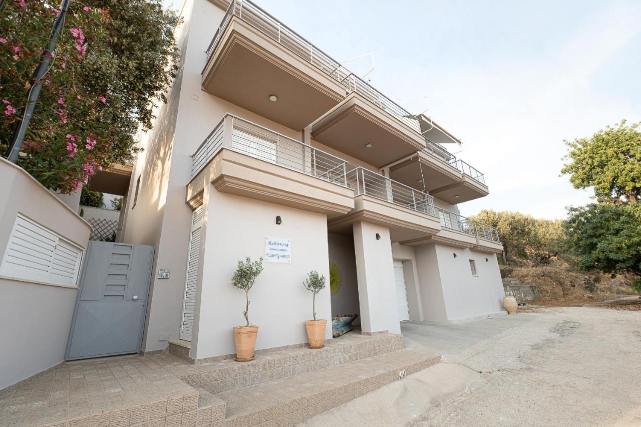 Kalavria Luxury Suites - Magnificent Sea View Of Poros Poros Town ภายนอก รูปภาพ