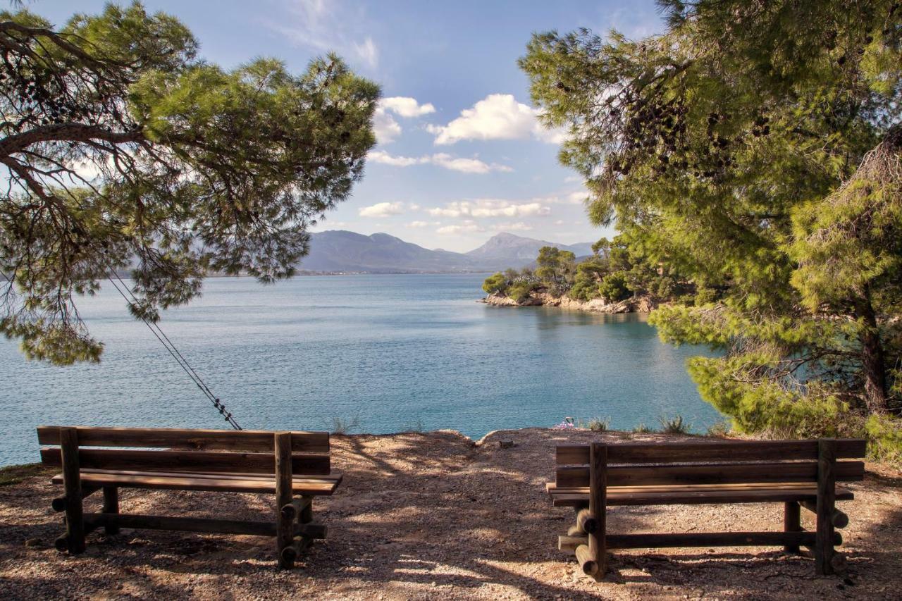 Kalavria Luxury Suites - Magnificent Sea View Of Poros Poros Town ภายนอก รูปภาพ