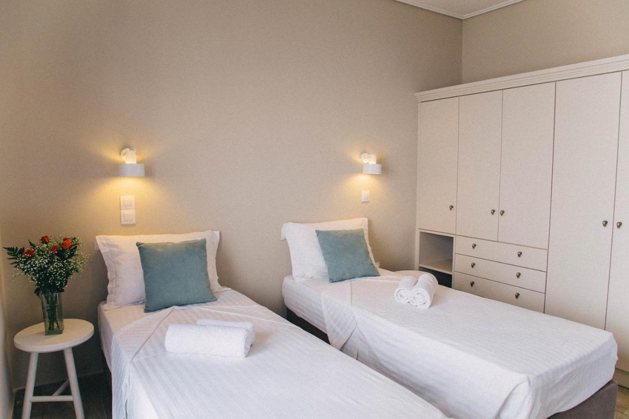 Kalavria Luxury Suites - Magnificent Sea View Of Poros Poros Town ภายนอก รูปภาพ
