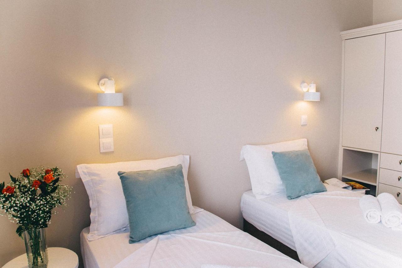 Kalavria Luxury Suites - Magnificent Sea View Of Poros Poros Town ภายนอก รูปภาพ