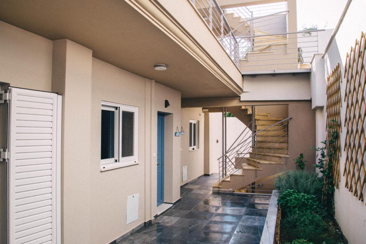 Kalavria Luxury Suites - Magnificent Sea View Of Poros Poros Town ภายนอก รูปภาพ